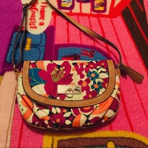 Small floral cross body🌸